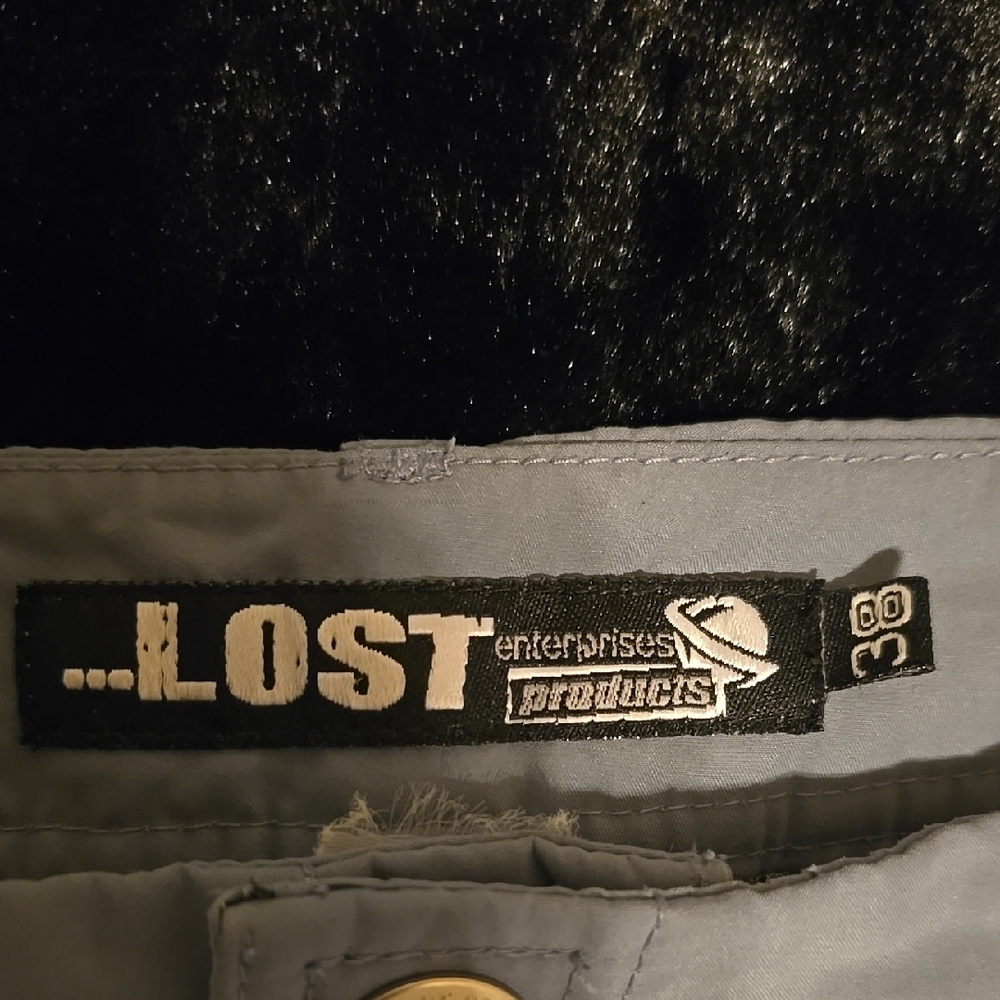 Lost Men's Gray Cargo Shorts - Picture 2 of 6